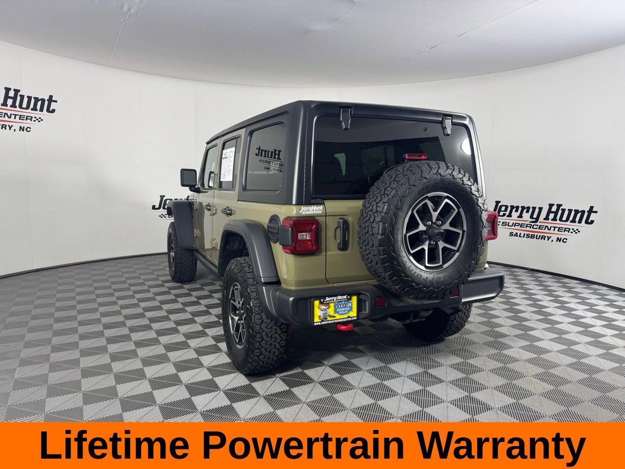 Used 2025 Jeep Wrangler Unlimited Rubicon image 9