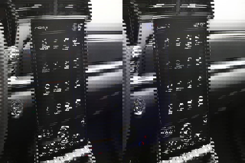 Used 2025 GMC Terrain Elevation image 21