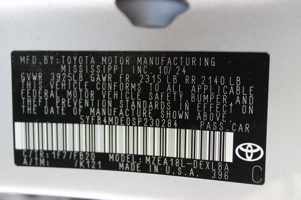 Used 2025 Toyota Corolla LE image 12