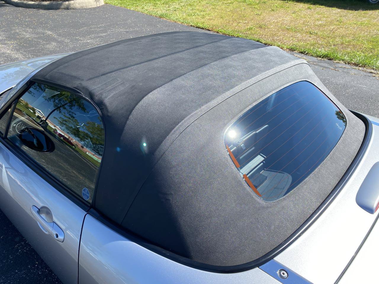 Used 2006 MAZDA MX-5 Miata Touring RWD image 18