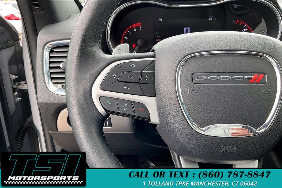Used 2016 Dodge Durango R/T w/ Technology Group AWD/4WD image 18