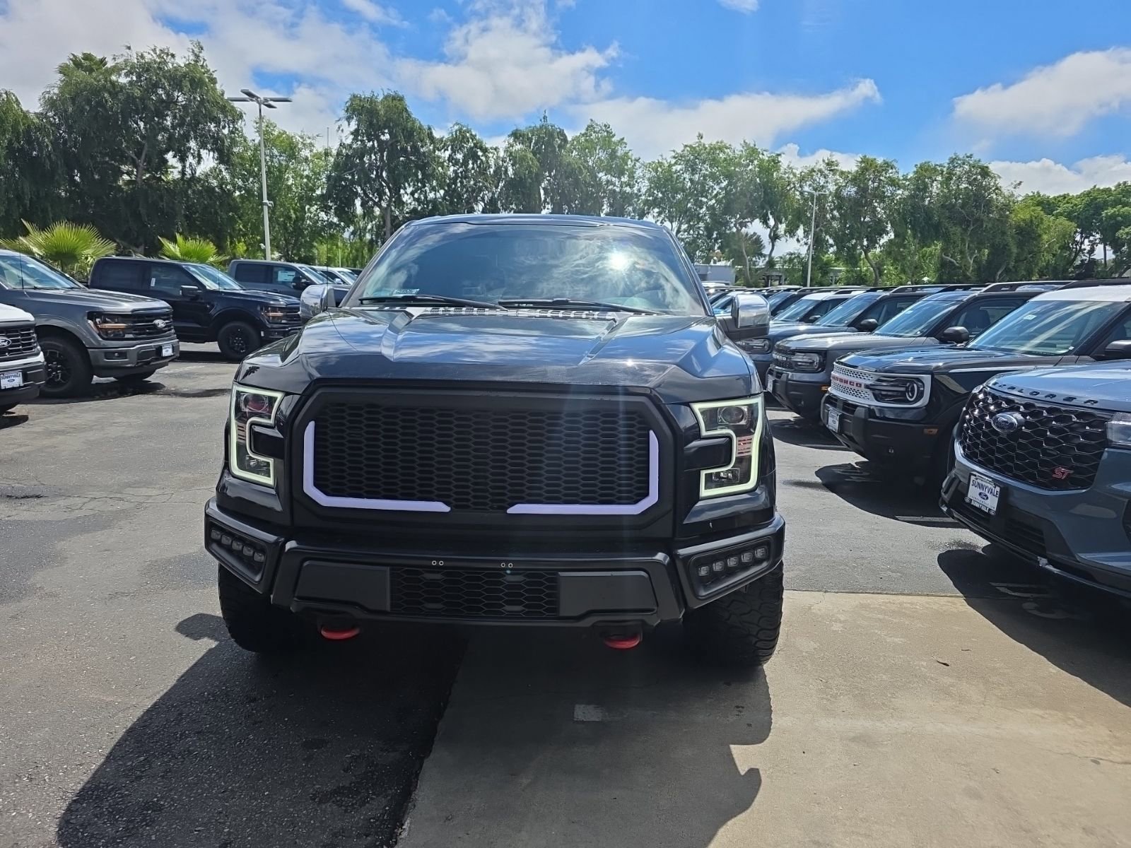 Used 2017 Ford F150 XLT image 2