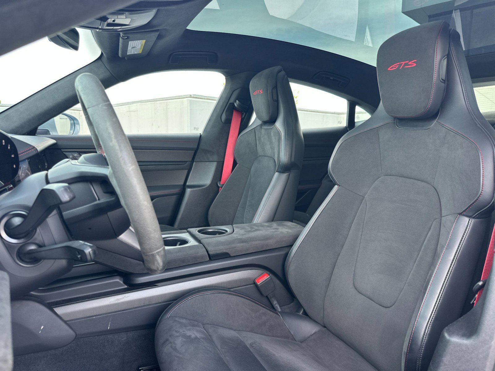 Certified 2023 Porsche Taycan GTS image 5