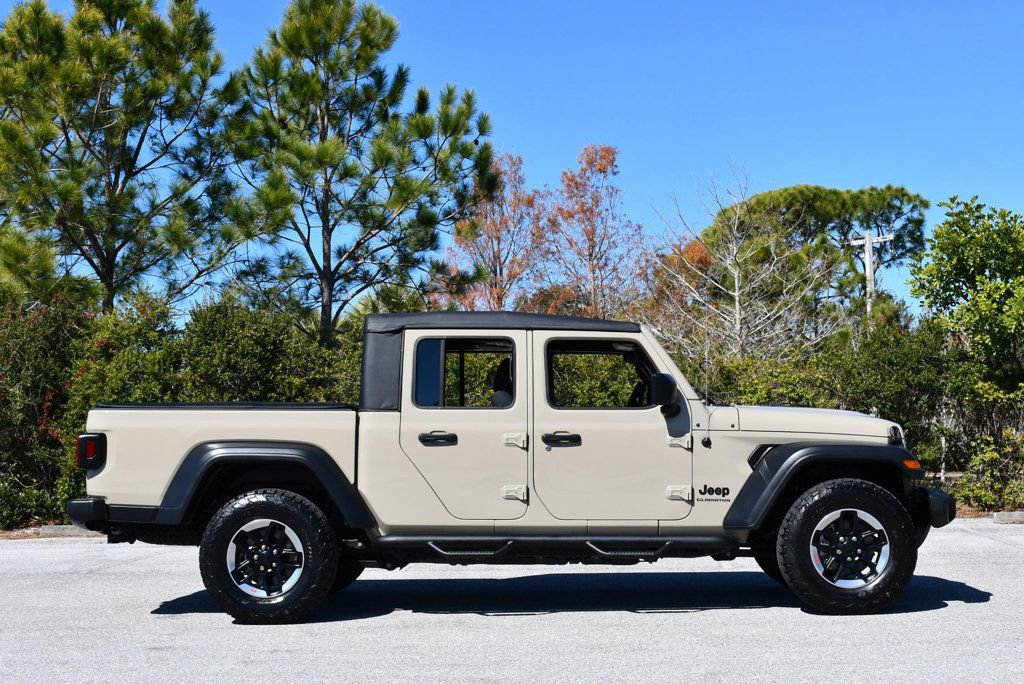 Used 2020 Jeep Gladiator Sport w/ Trailer Tow Package image 34
