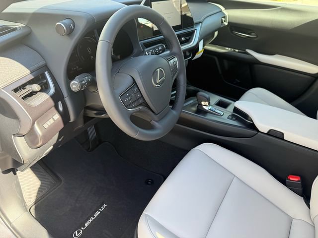 New 2026 Lexus UX 300h FWD image 11