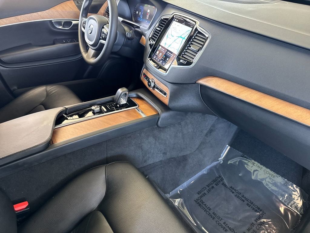 Certified 2023 Volvo XC90 B6 Plus w/ Protection Package Premier AWD/4WD image 16