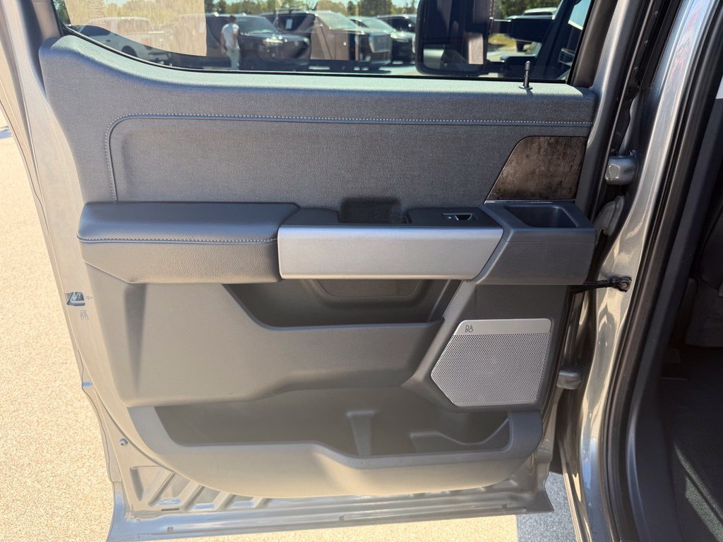 Used 2024 Ford F250 Lariat w/ Sport Appearance Package AWD/4WD image 19