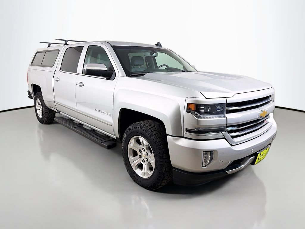 Used 2017 Chevrolet Silverado 1500 LTZ Z71 w/ LTZ Plus Package AWD/4WD image 4