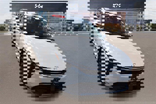 New 2025 Kia K4 EX image 9