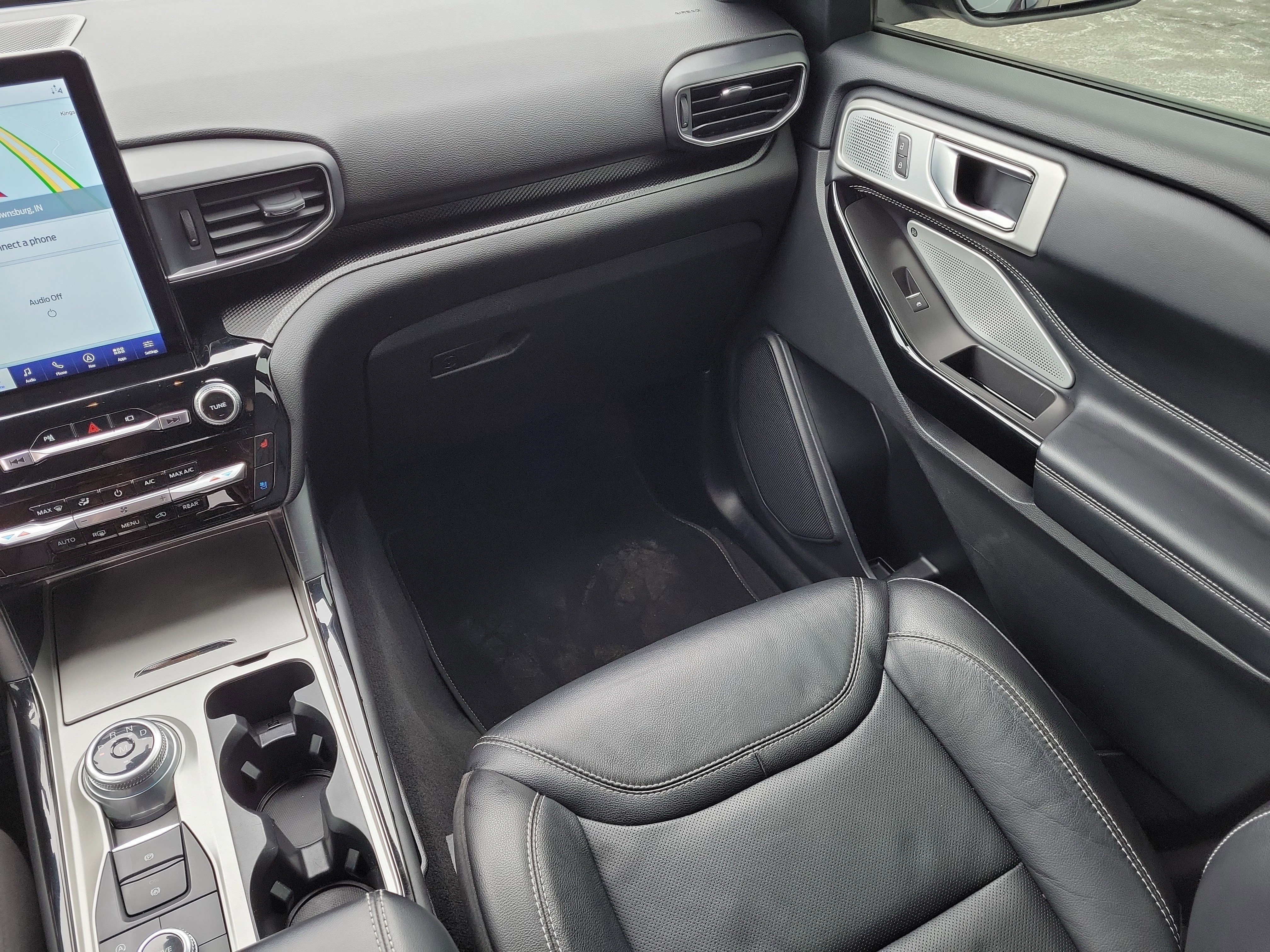 Certified 2022 Ford Explorer ST w/ Equipment Group 401A image 16