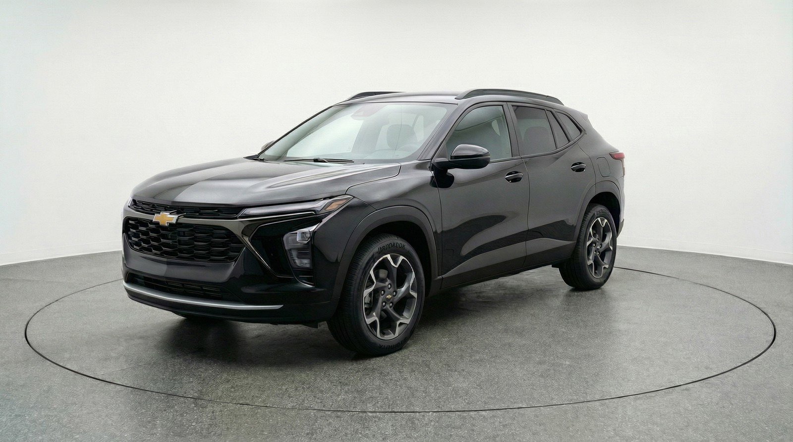 Used 2025 Chevrolet Trax LT image 3