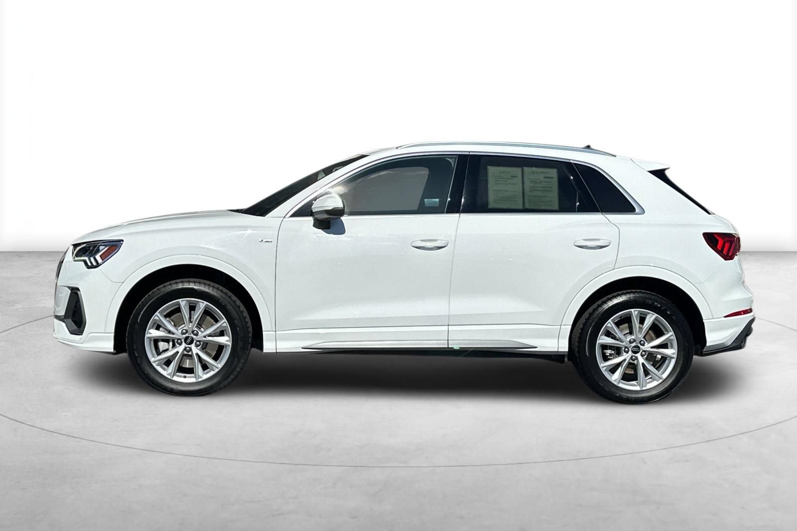 Used 2025 Audi Q3 2.0T Premium AWD/4WD image 3