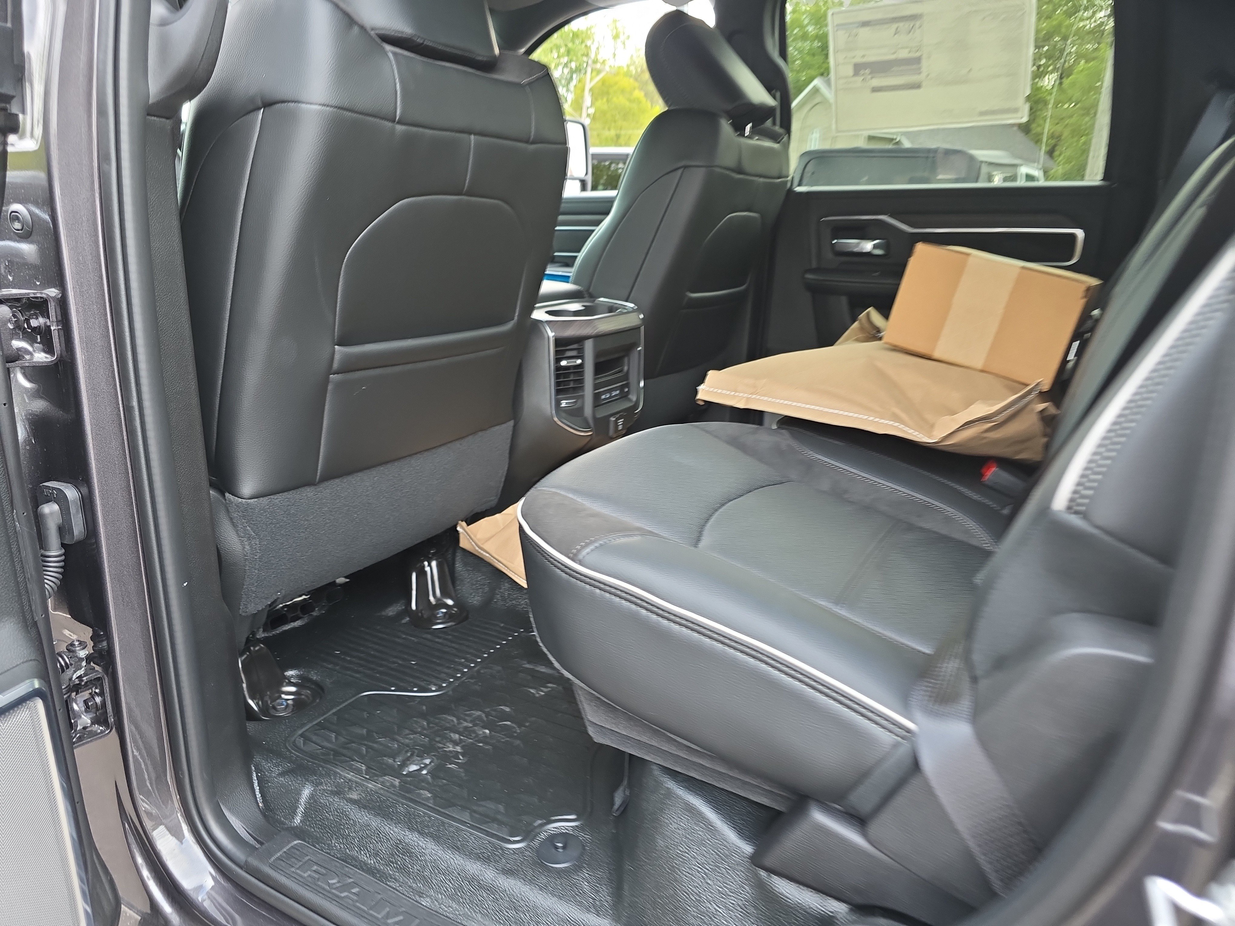 New 2027 RAM 5500 4x4 Crew Cab image 18