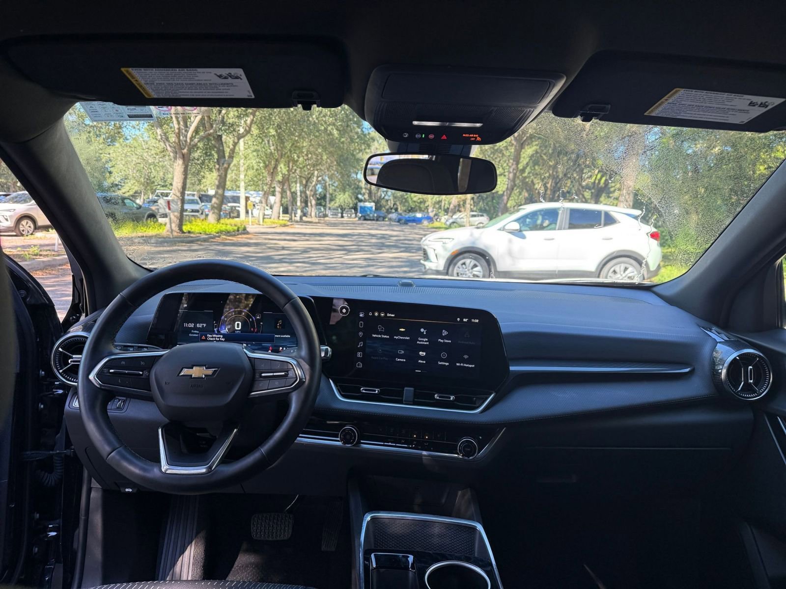 Used 2025 Chevrolet Equinox LT image 27