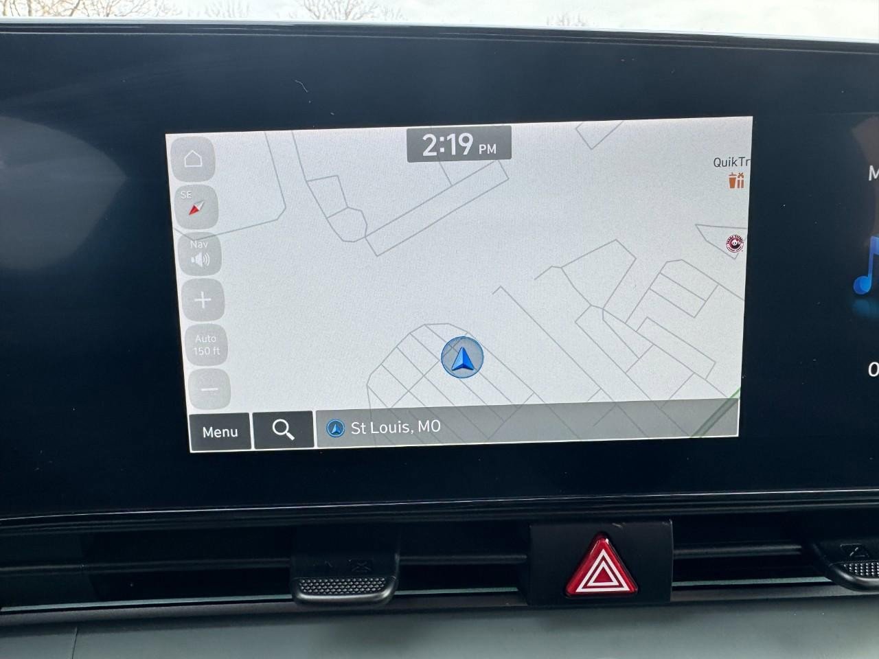 Used 2025 Hyundai Elantra Limited image 23