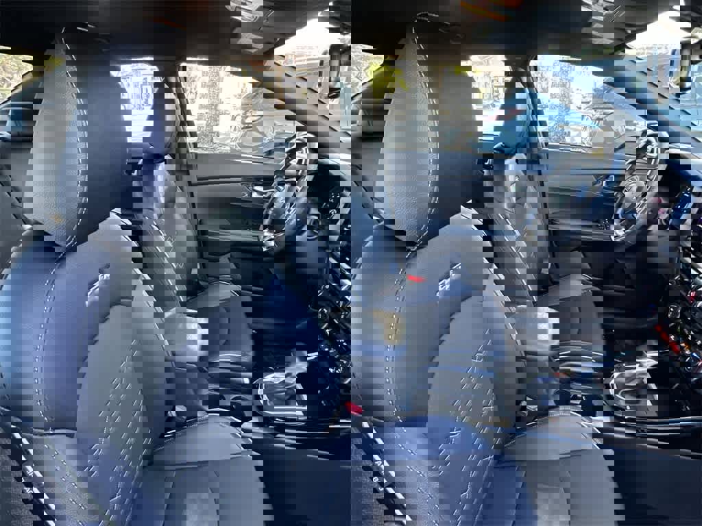 Certified 2023 Kia Forte GT-Line image 27