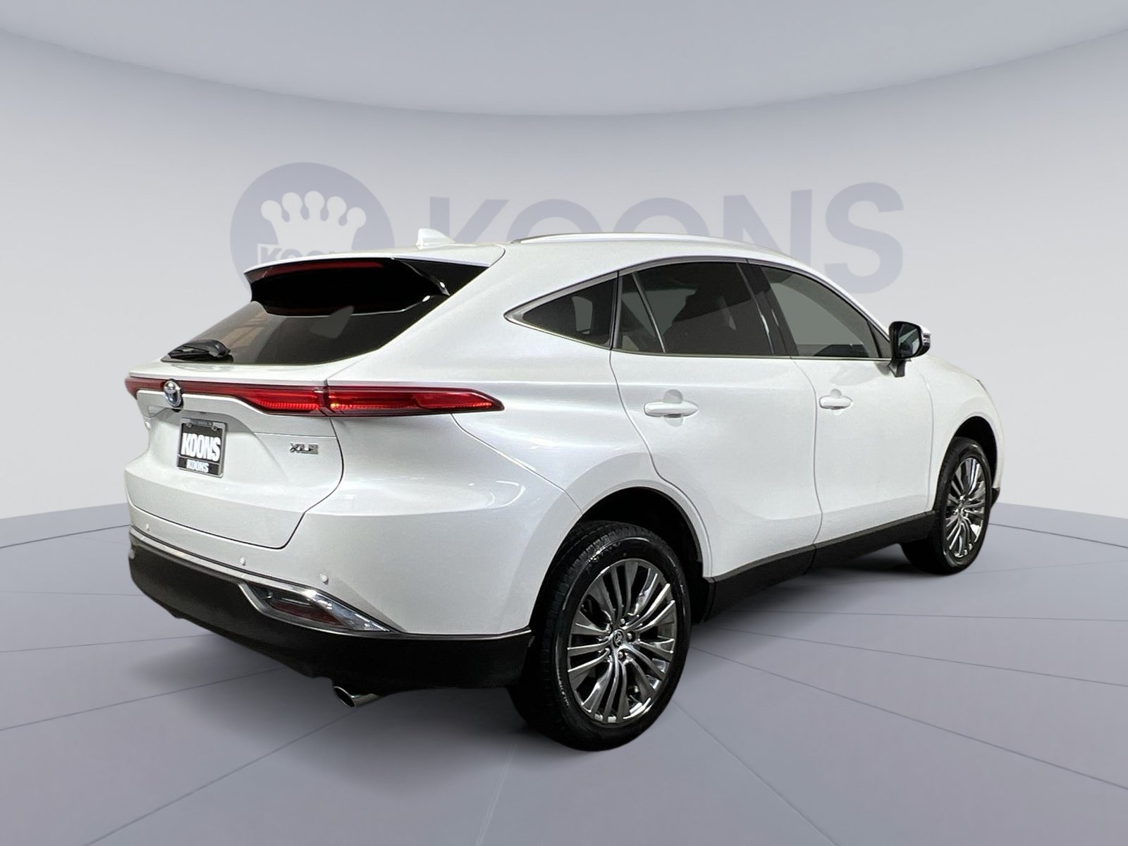 Used 2023 Toyota Venza XLE AWD/4WD image 11