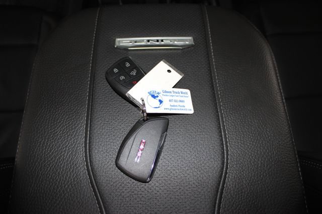 Used 2024 GMC Sierra 2500 Denali w/ Denali Reserve Package image 31