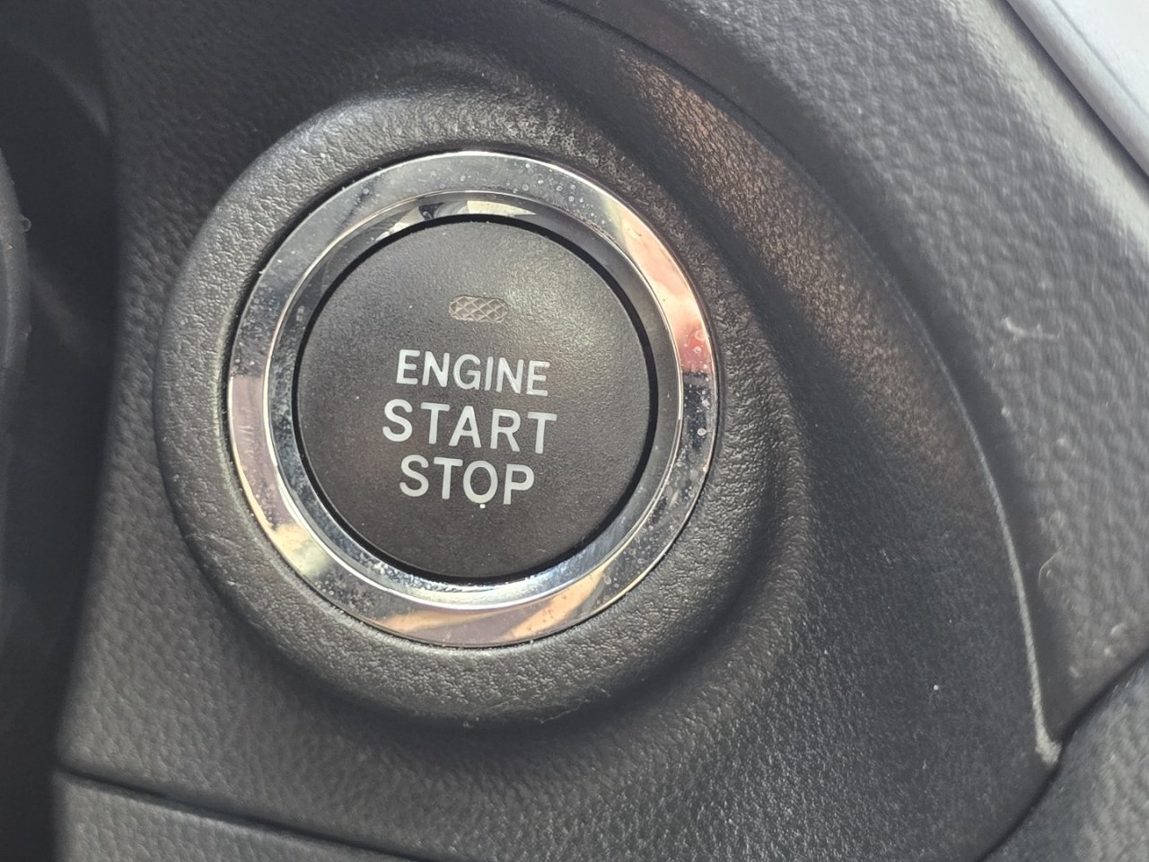 Used 2024 Subaru Forester Premium AWD/4WD image 31