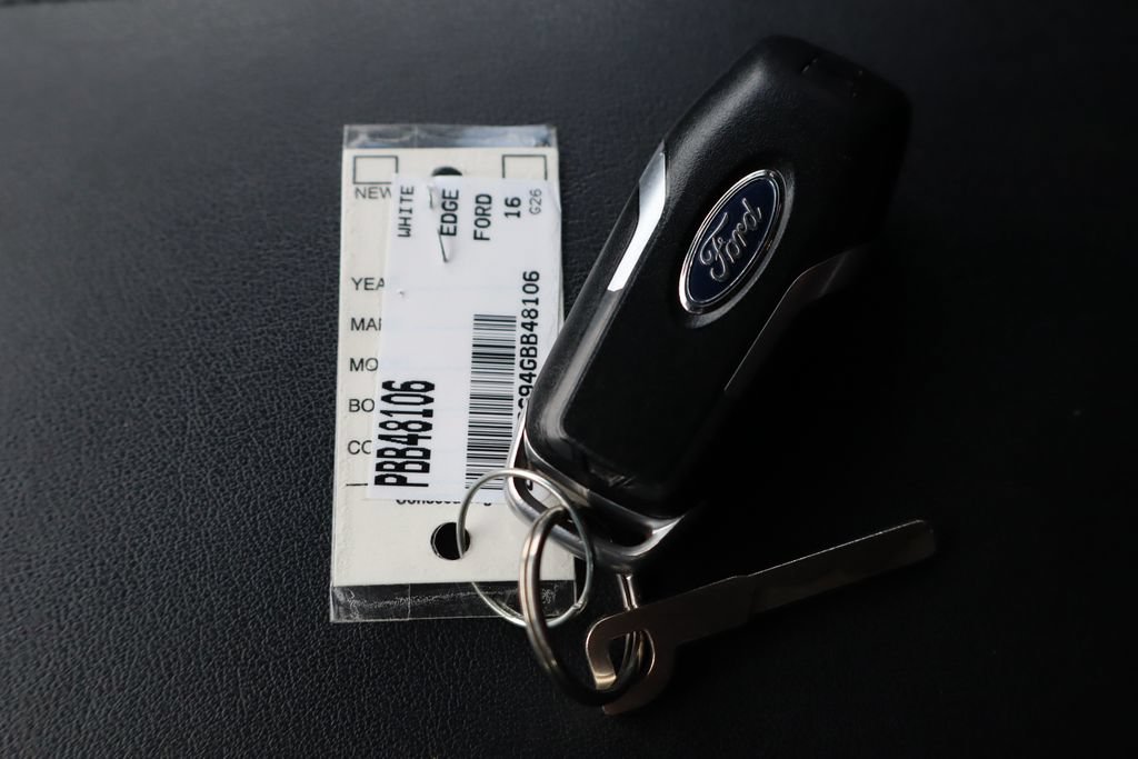 Used 2016 Ford Edge SE FWD image 43