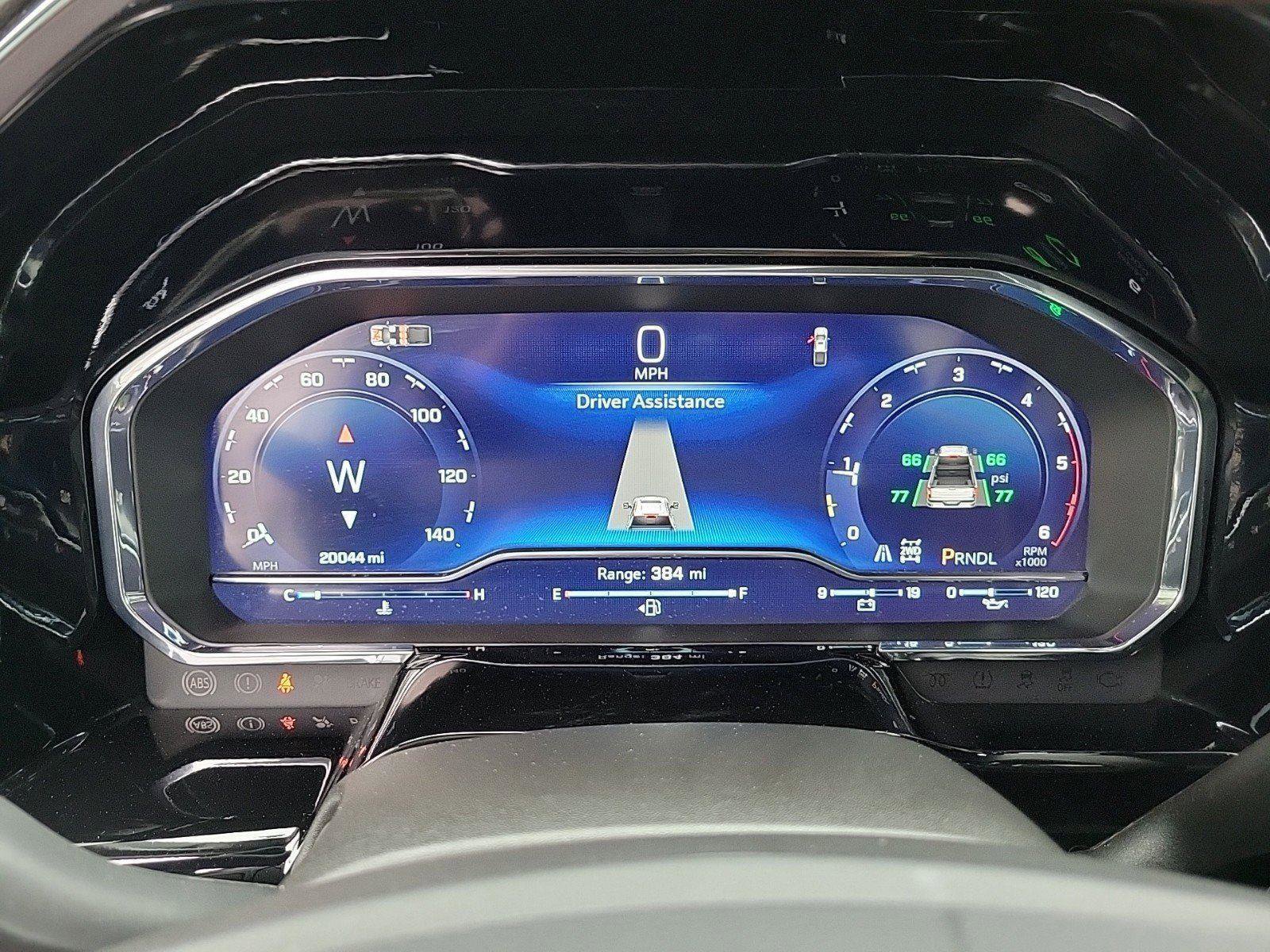 Used 2025 Chevrolet Silverado 2500 LT w/ Convenience Package image 23