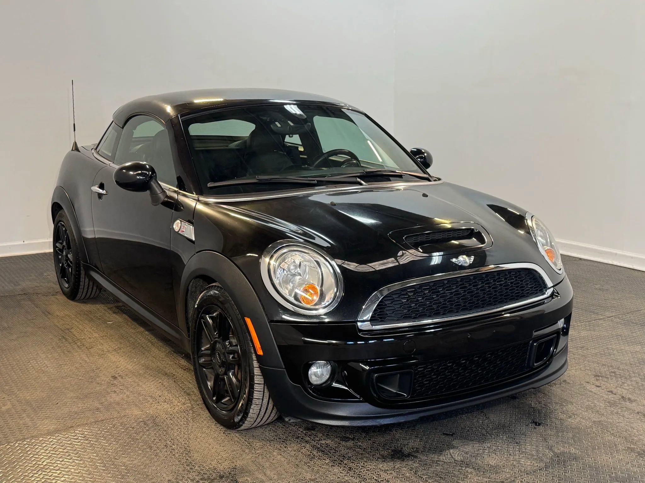 Used 2013 MINI Cooper Coupe S image 3