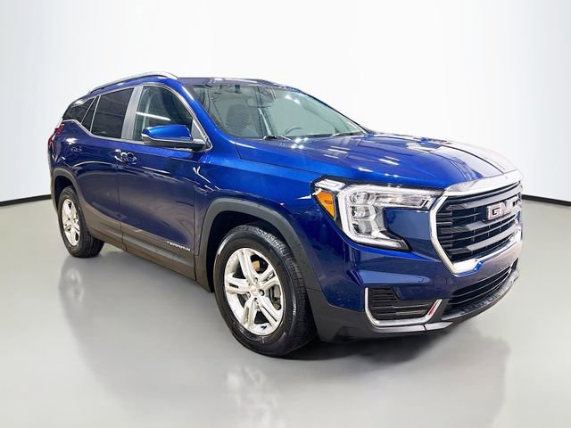 Used 2022 GMC Terrain SLE w/ Driver Convenience Package image 5