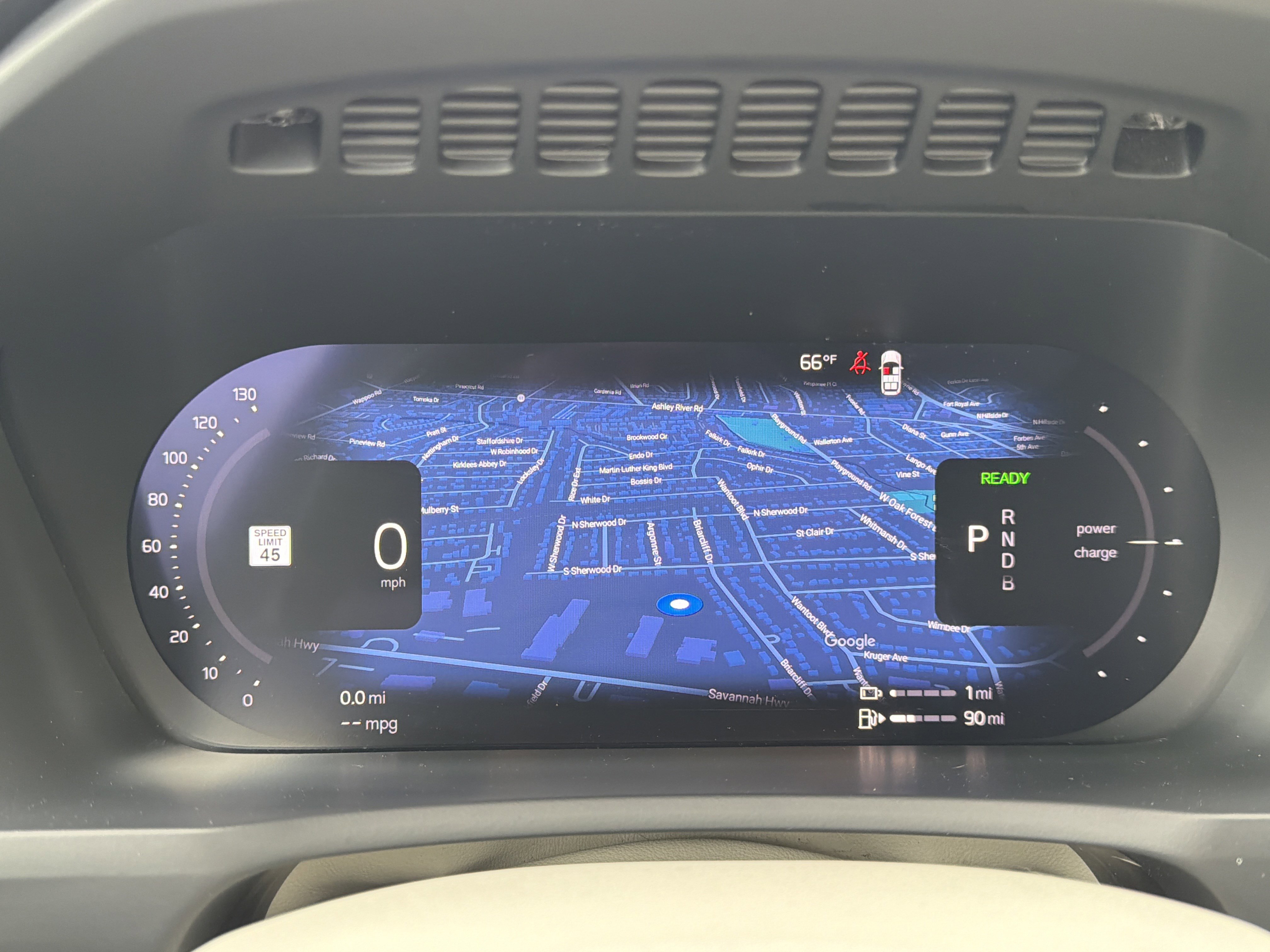 Certified 2024 Volvo XC90 T8 Plus w/ Protection Package Premier image 21