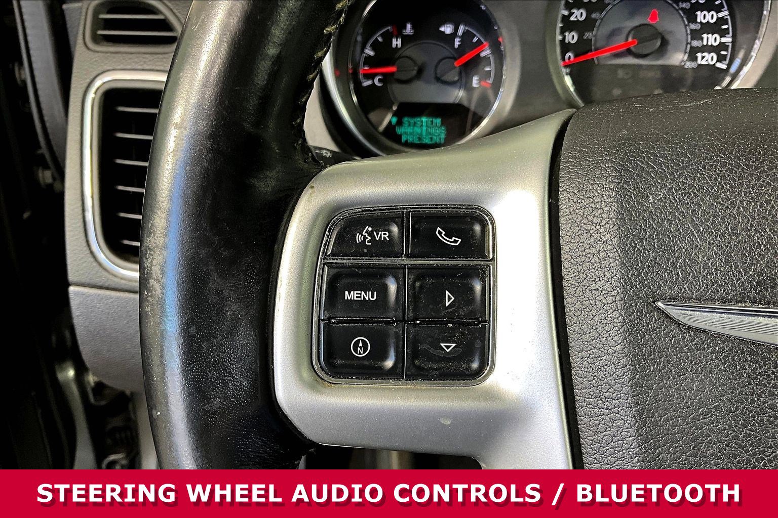 Used 2011 Chrysler 200 S FWD image 10