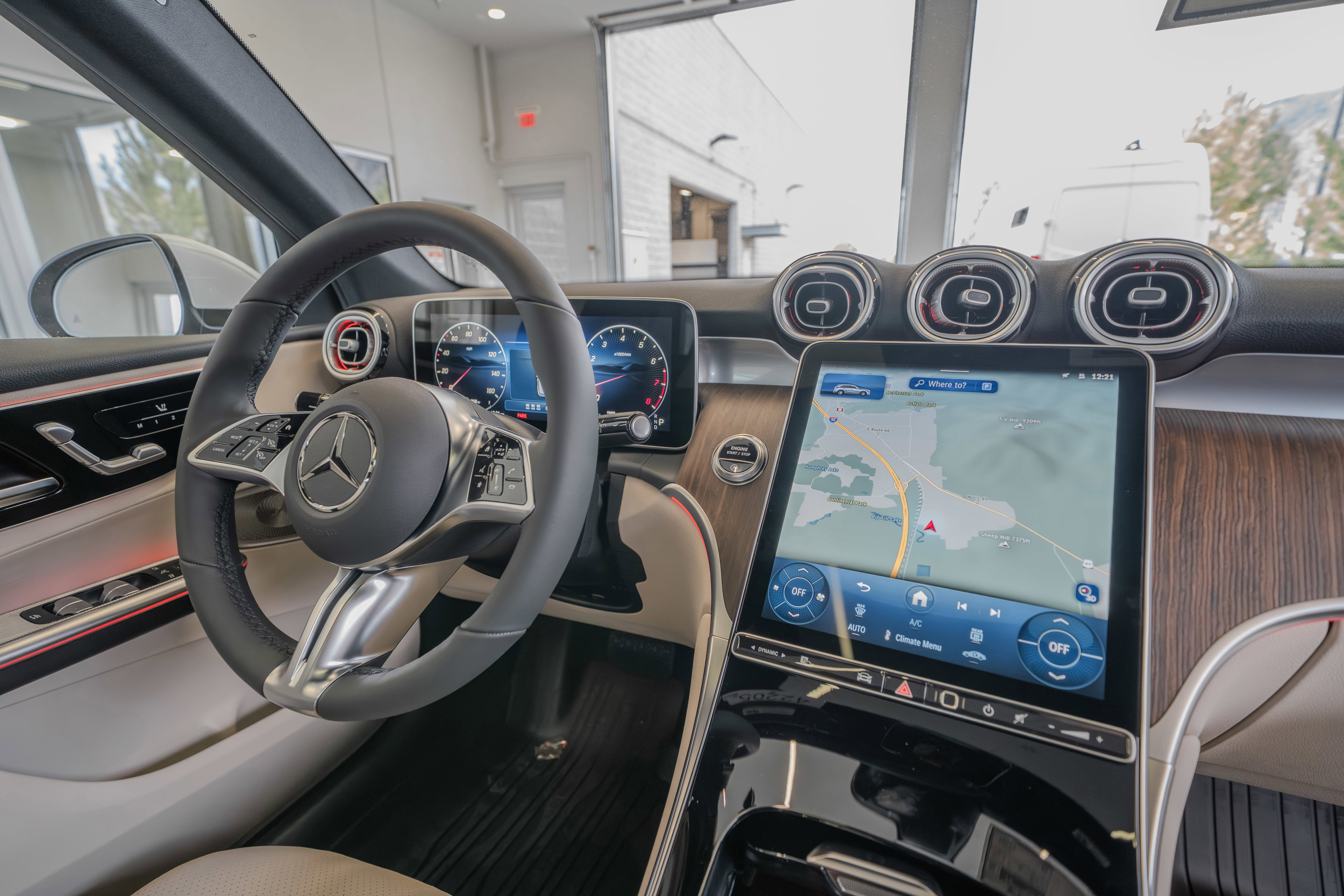 New 2026 Mercedes-Benz GLC 300 4MATIC image 19