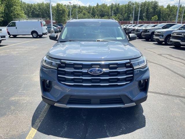 Used 2025 Ford Explorer Active w/ Active Comfort Package AWD/4WD image 31