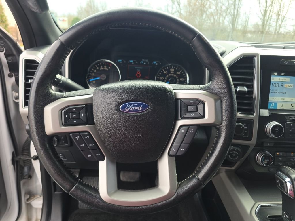 Used 2017 Ford F150 Lariat image 22