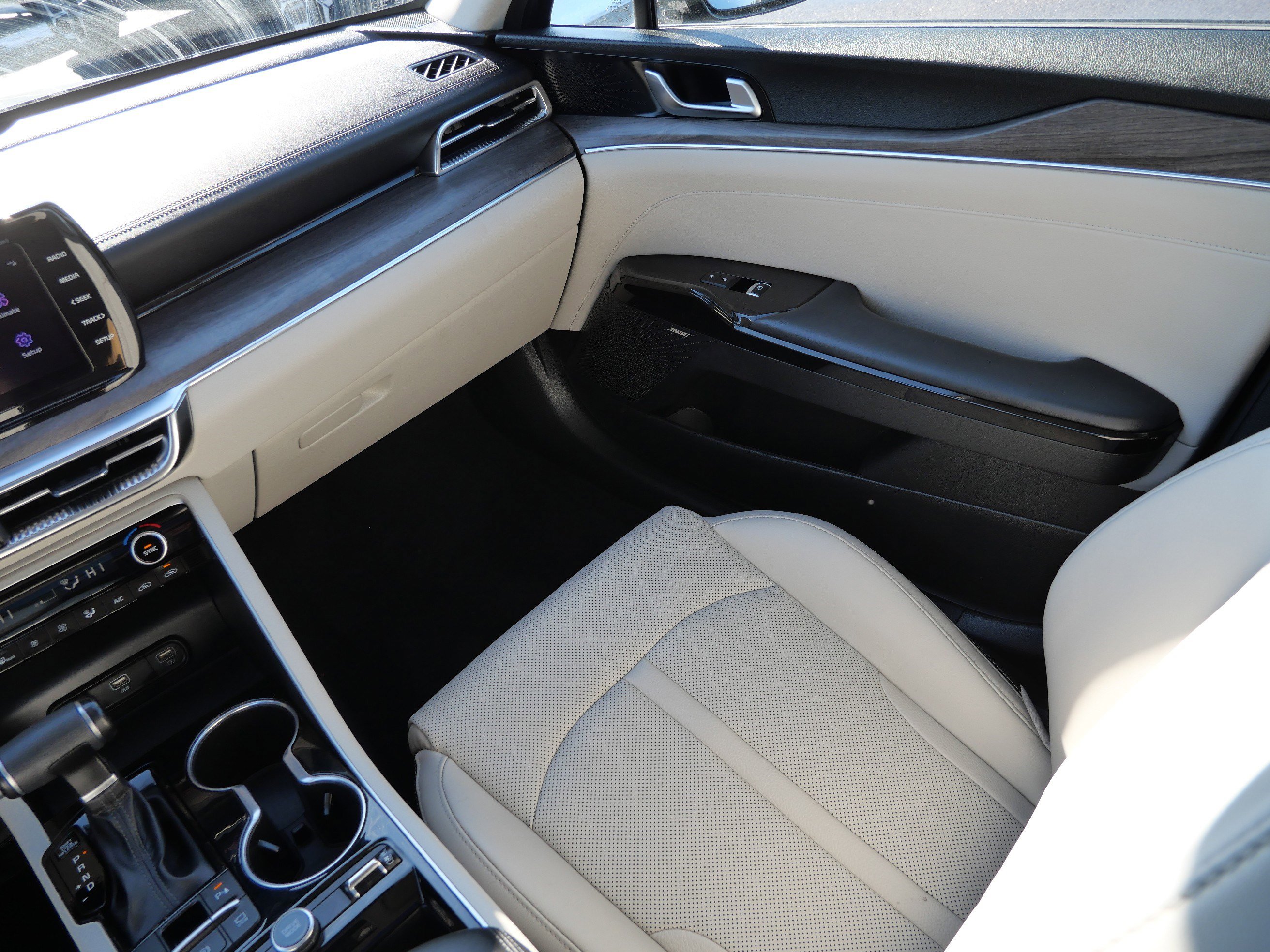 Used 2022 Kia K5 EX w/ EX Premium Package image 11