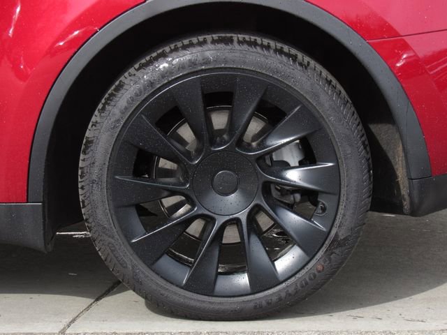 Used 2024 Tesla Model Y Long Range AWD/4WD image 32