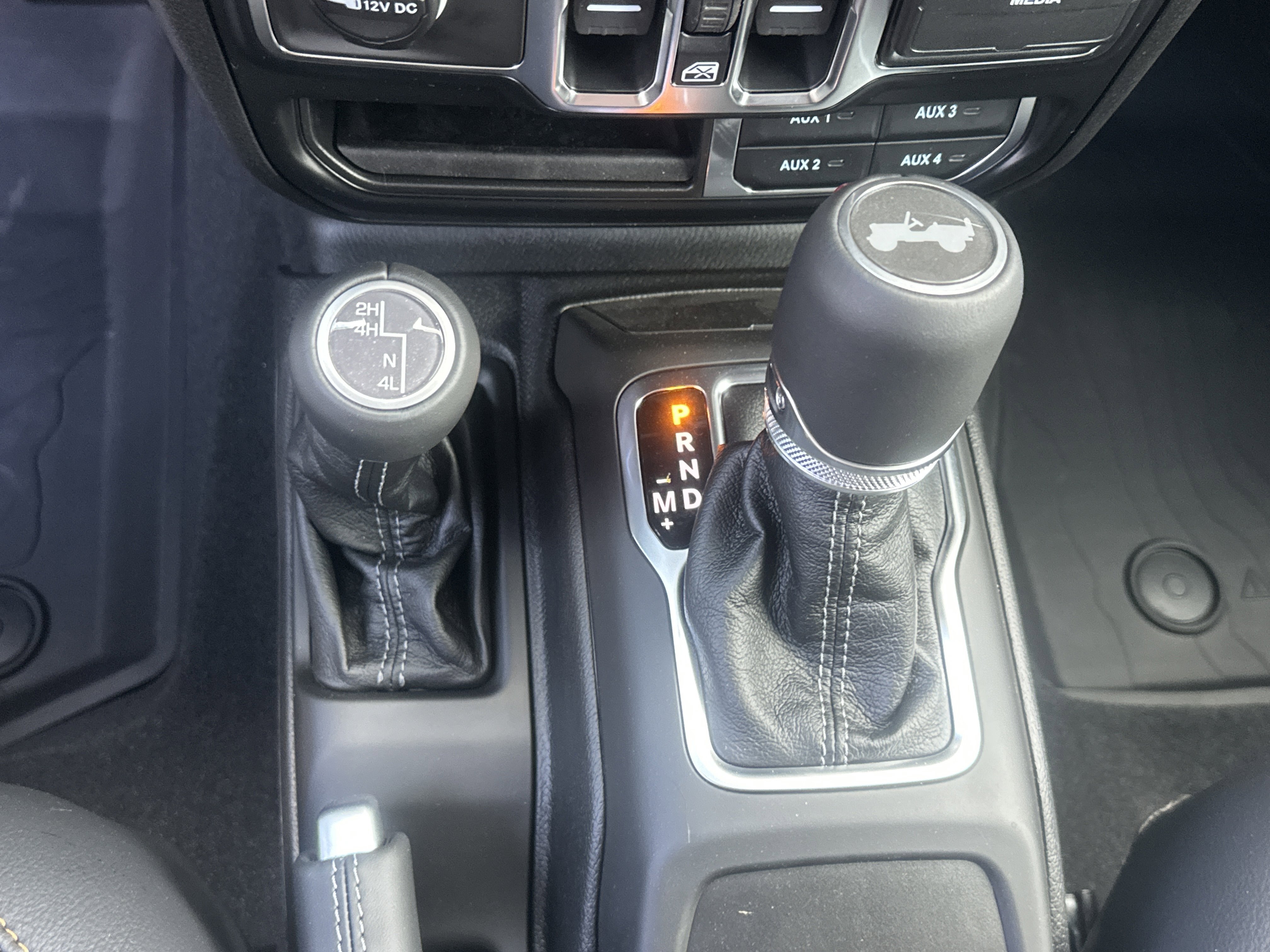 New 2026 Jeep Wrangler Unlimited Sahara AWD/4WD image 4