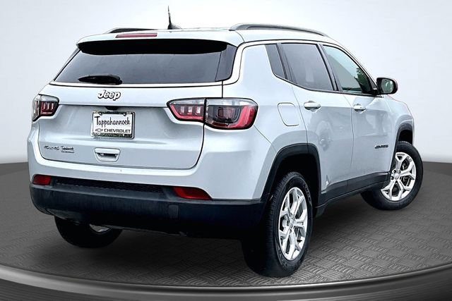 Used 2024 Jeep Compass Latitude AWD/4WD image 6