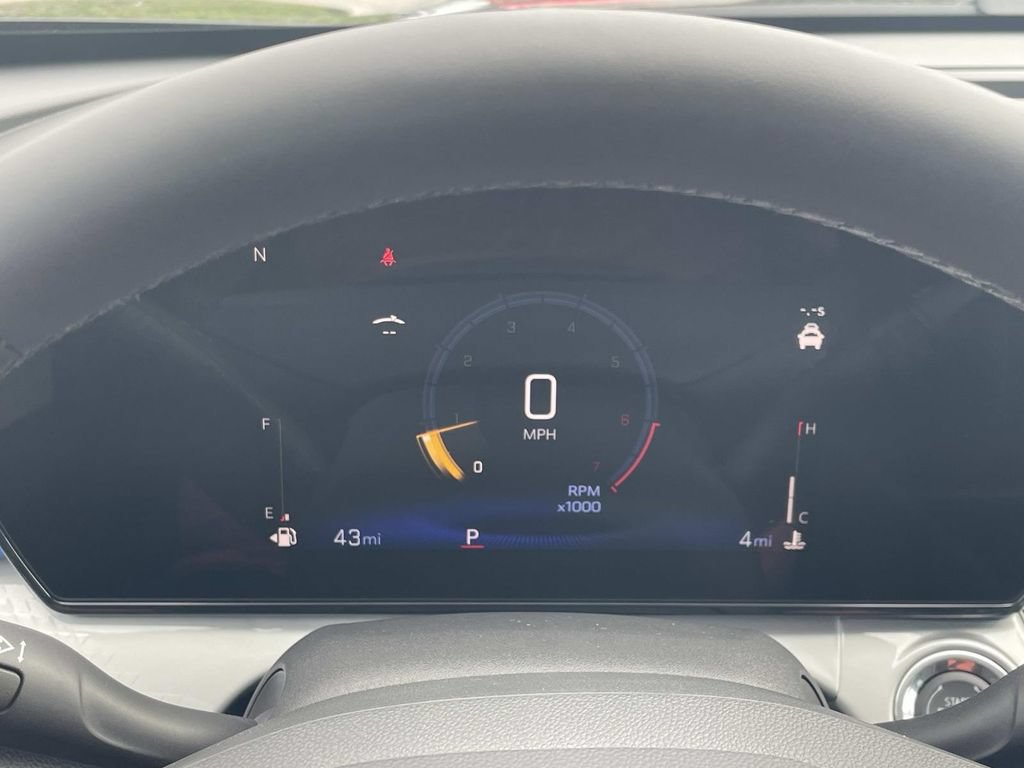 New 2026 Chevrolet Trax LT w/ Driver Confidence Package FWD image 26