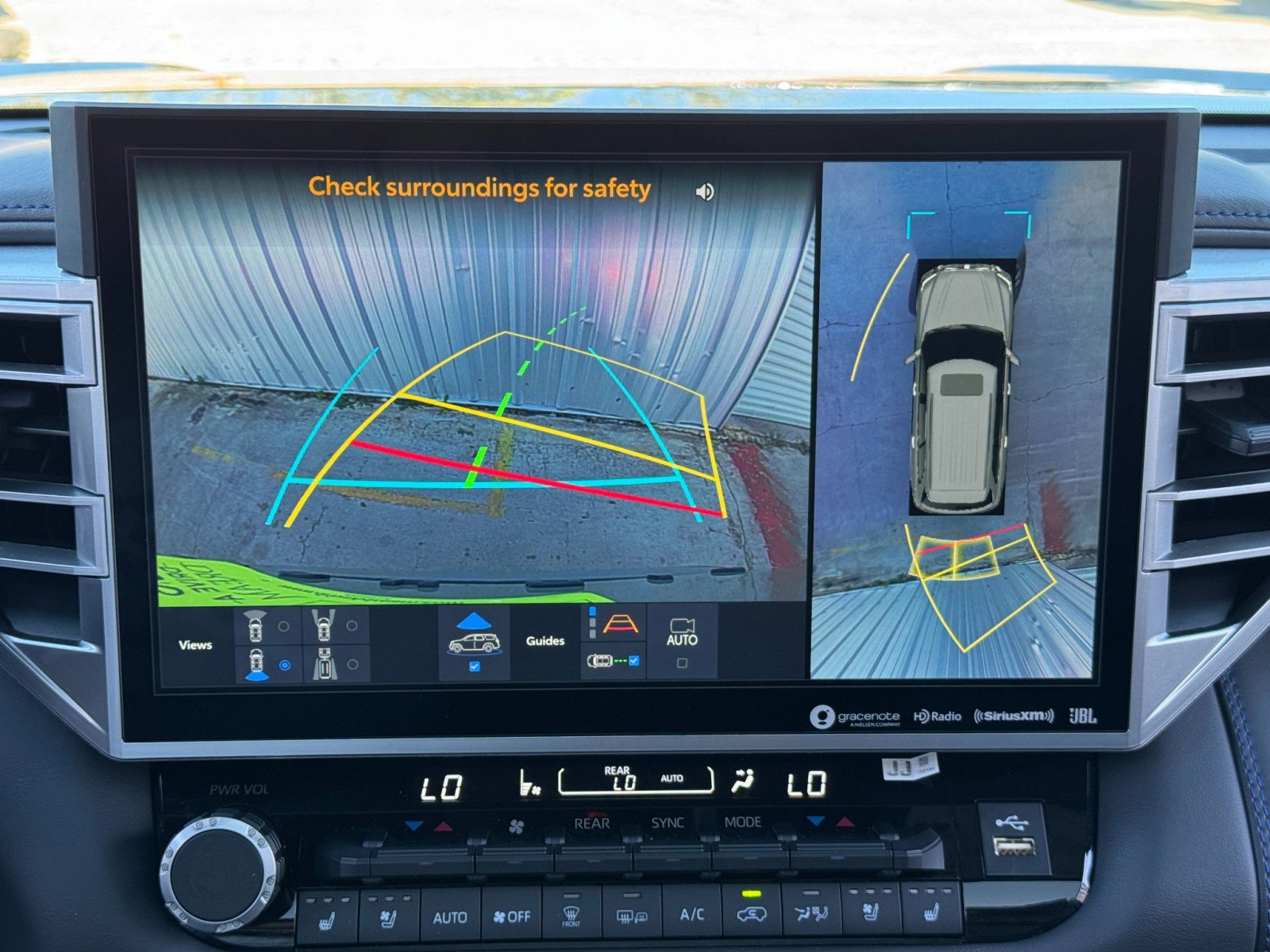 Used 2024 Toyota Sequoia Platinum image 30