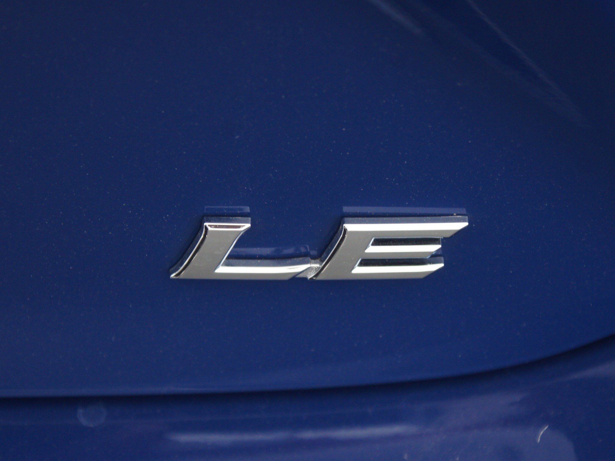 Used 2025 Toyota Camry LE w/ Convenience Package FWD image 19