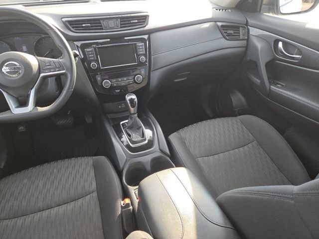 Used 2020 Nissan Rogue SV image 29