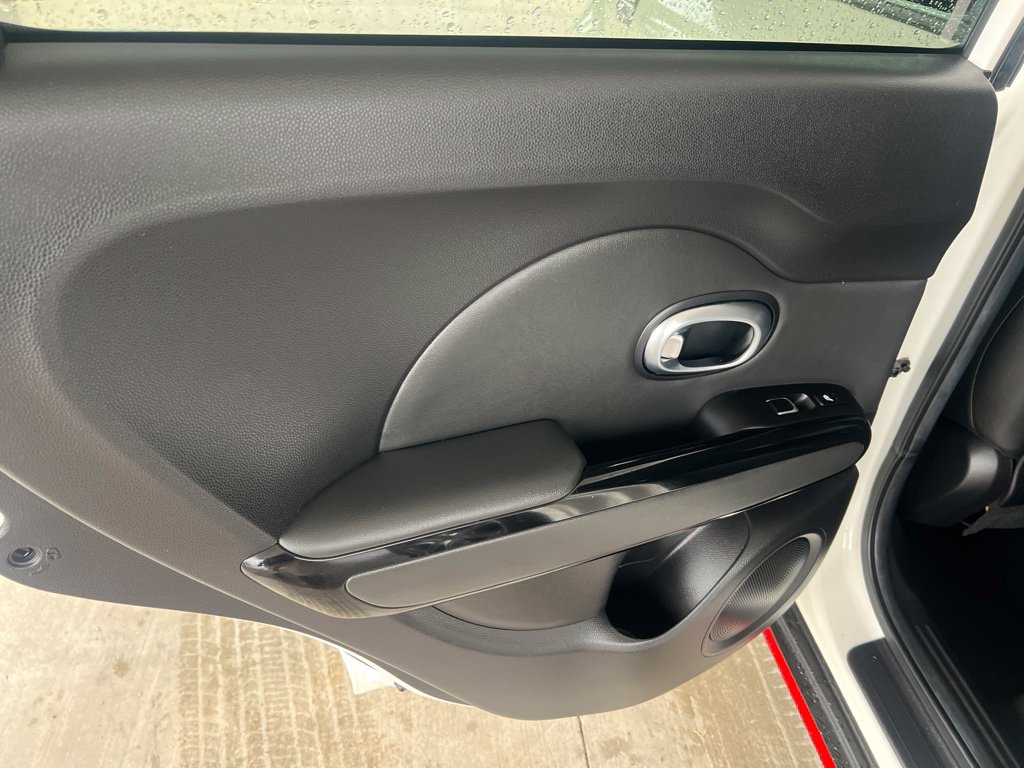 Used 2019 Kia Soul ! w/ Technology Package FWD image 10