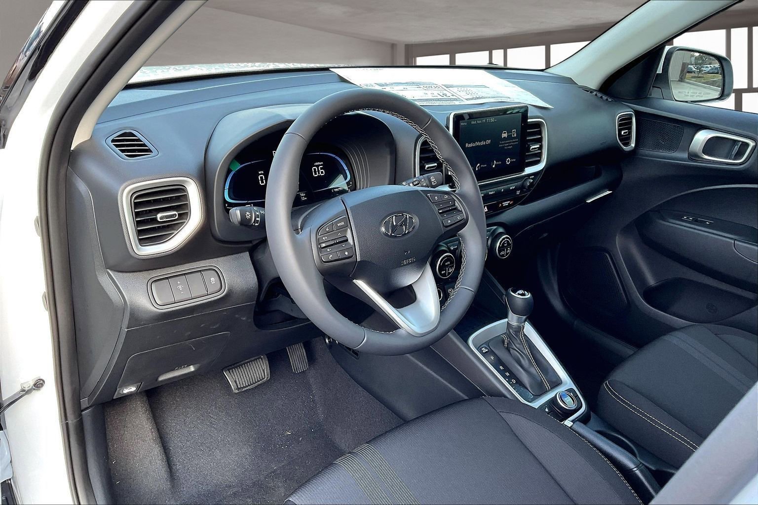 New 2026 Hyundai Venue SEL FWD image 7