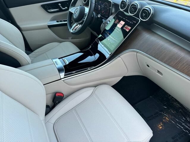 Certified 2025 Mercedes-Benz GLC 300 image 20