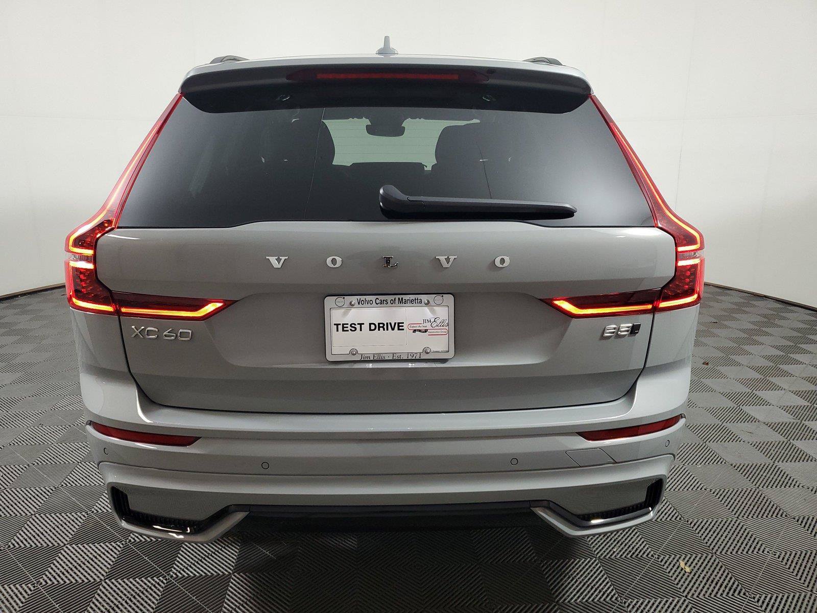 New 2027 Volvo XC60 B5 Ultra AWD/4WD image 5