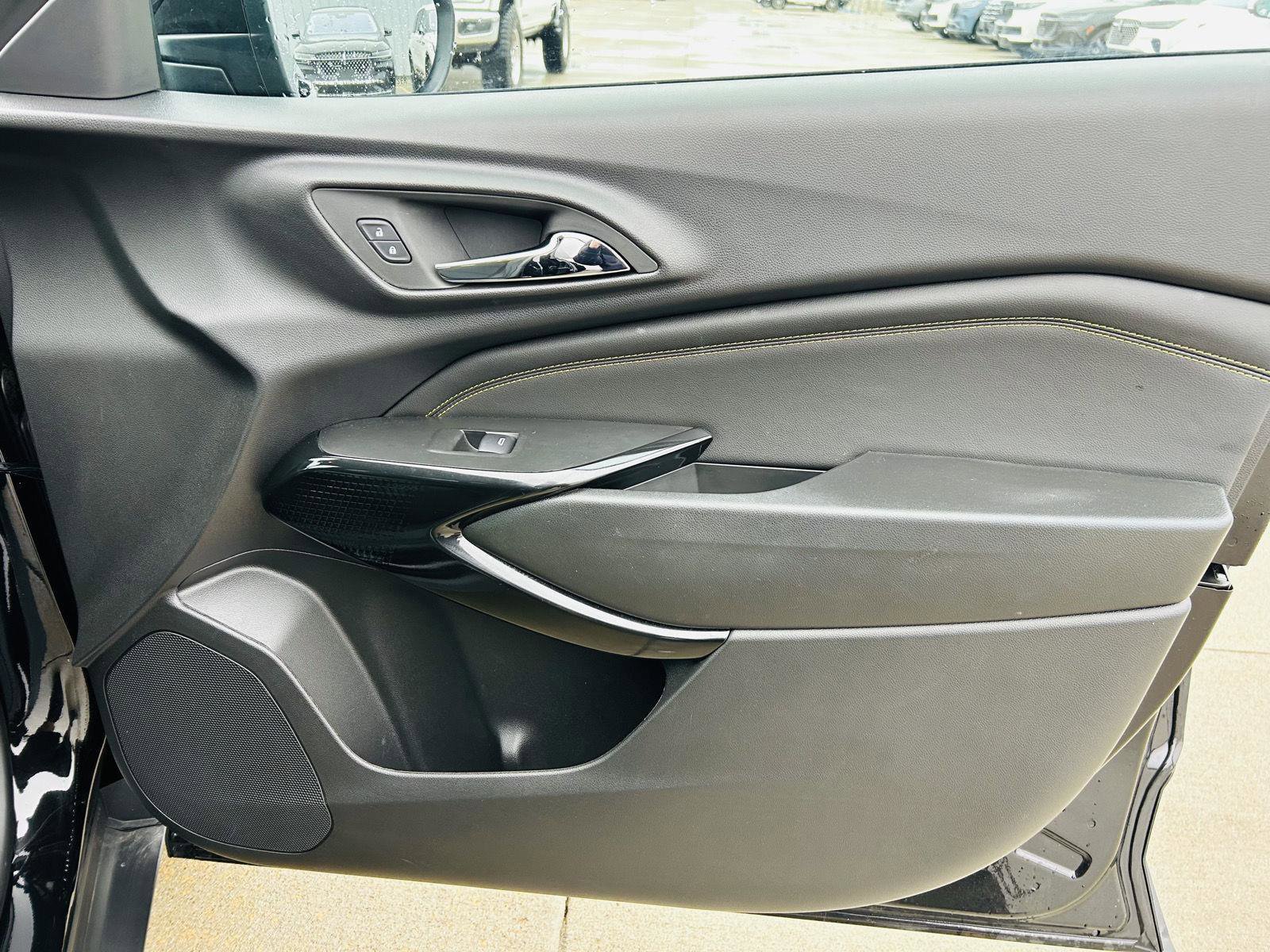 Used 2024 Chevrolet Trax LT w/ Driver Confidence Package image 30