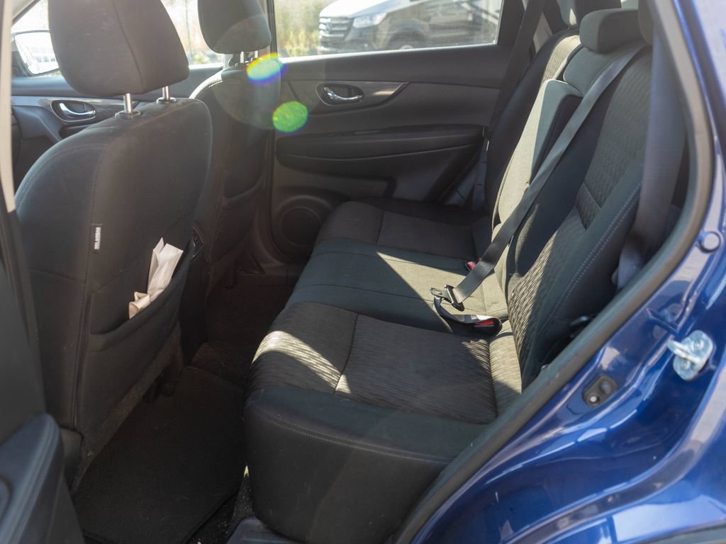 Used 2017 Nissan Rogue SV w/ HEV Premium Package AWD/4WD image 13