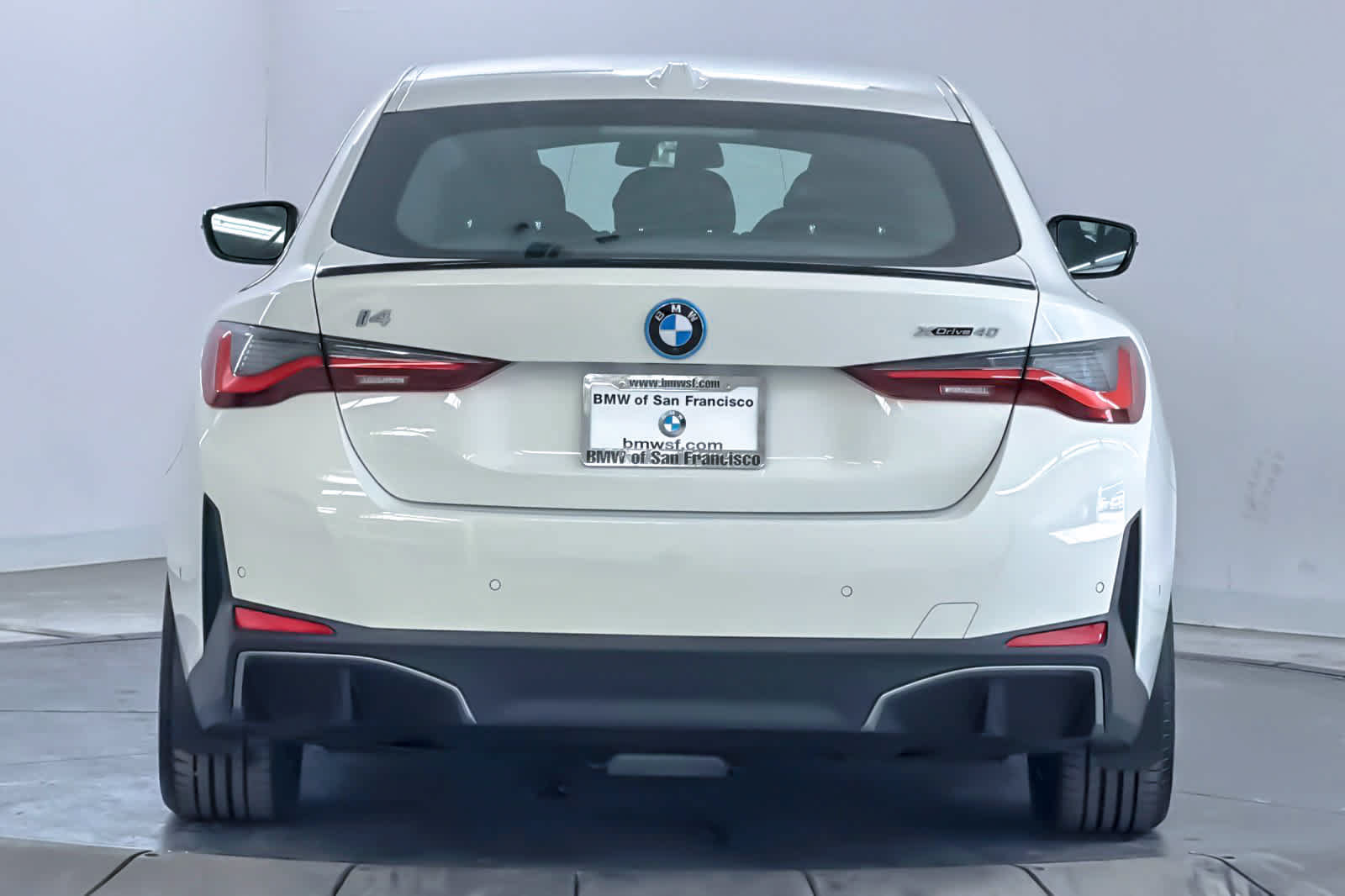 Used 2025 BMW i4 xDrive40i w/ Premium Package AWD/4WD image 7