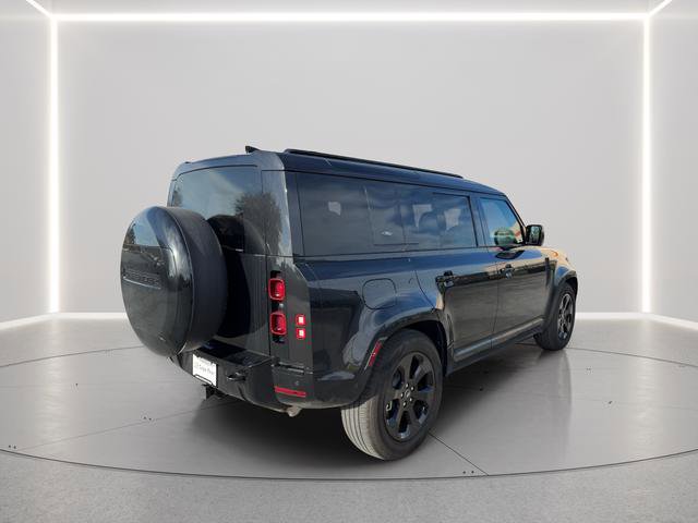 Certified 2024 Land Rover Defender 110 X-Dynamic SE image 4