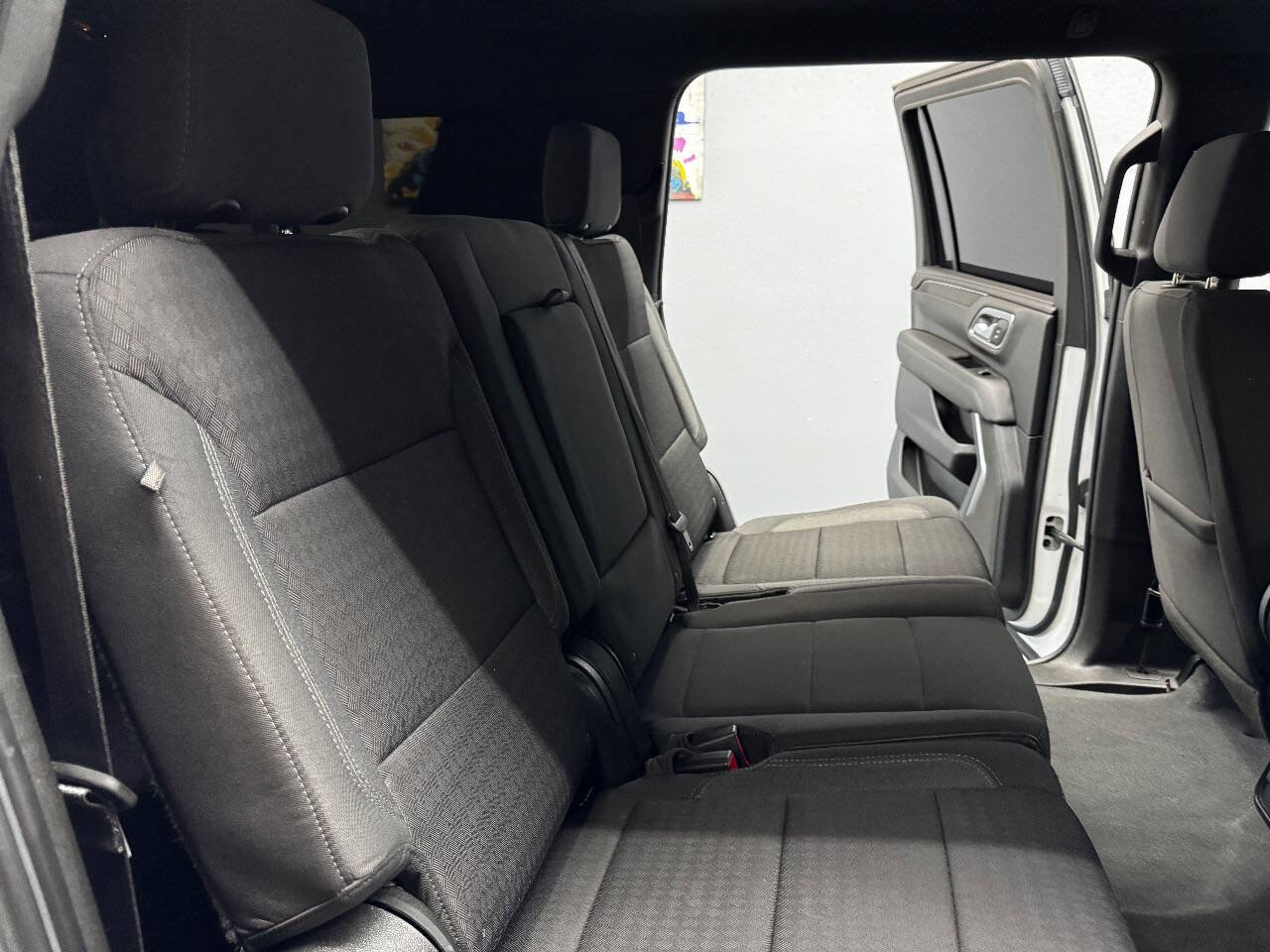 Used 2023 GMC Yukon XL SLE image 47