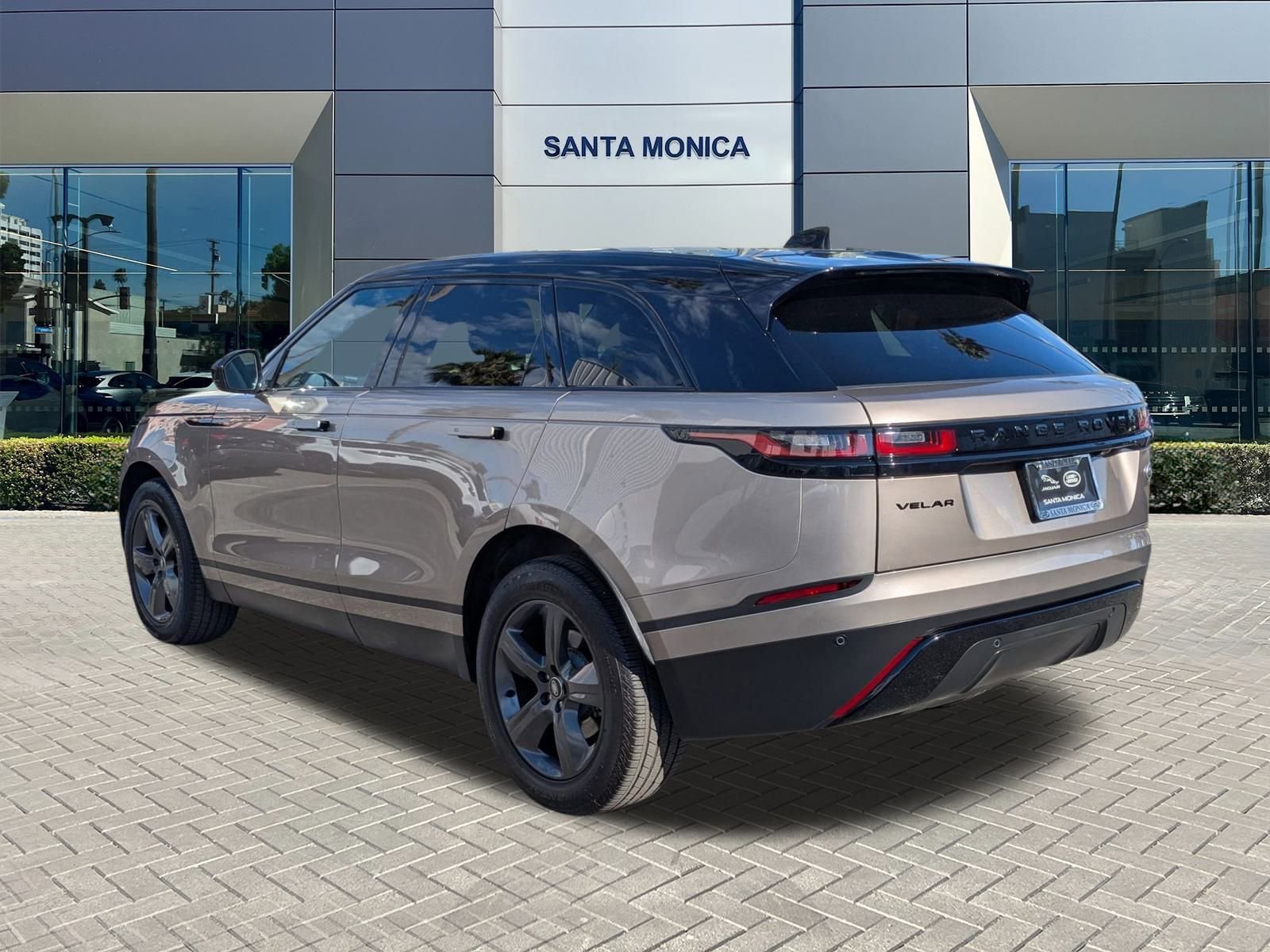 Used 2023 Land Rover Range Rover Velar S image 8
